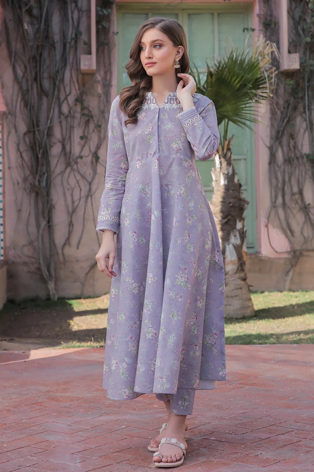 Buy Women's Lavender Floral Print Suit Set at PinkPhulkari California