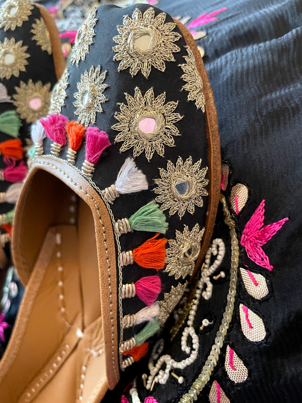 Women's Black Mirror Multicolor Hand Embroidered Leather Punjabi Jutti Online at PinkPhulkari California