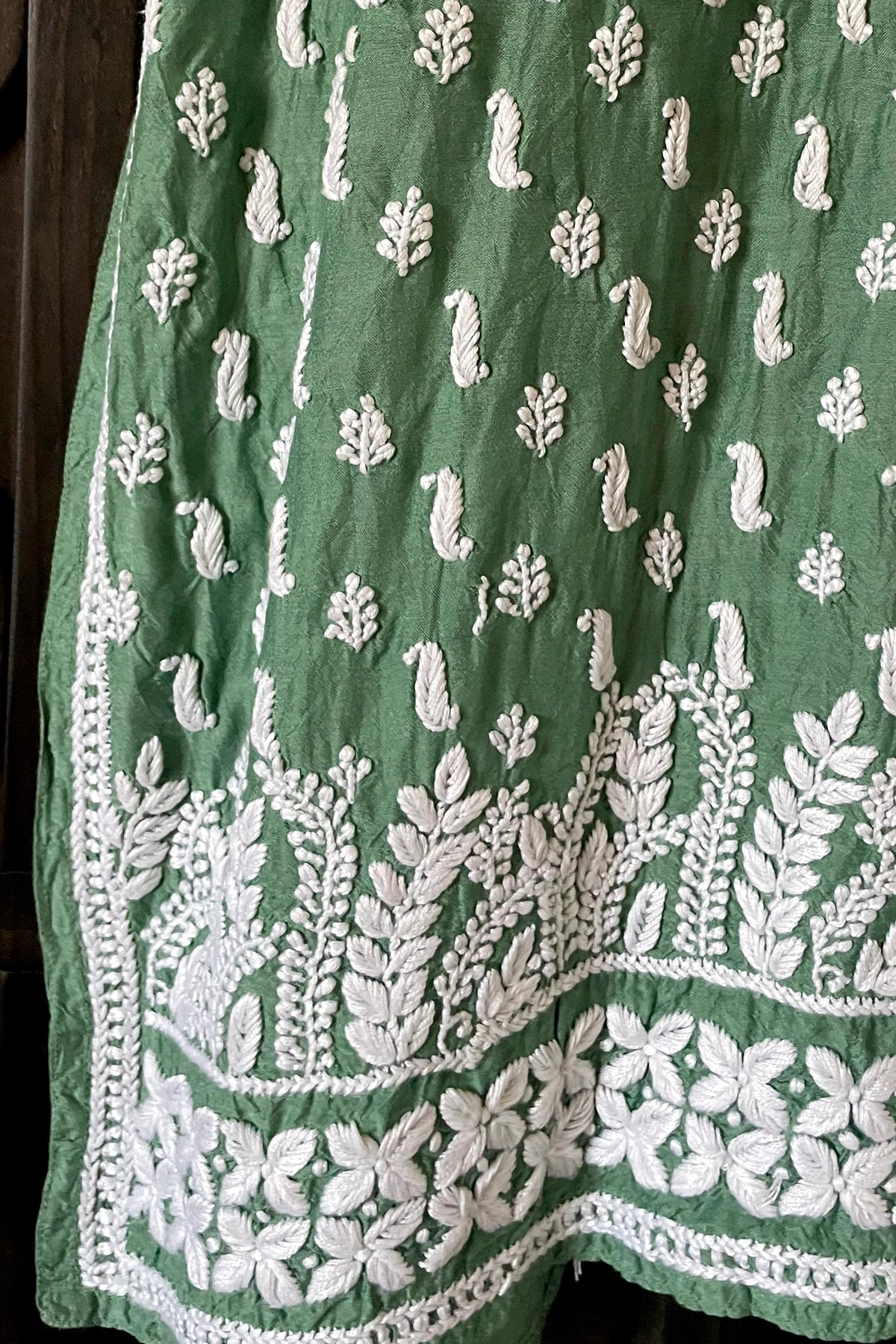 Buy Green Muslin Silk Lucknowi Kurta at PinkPhulkari California