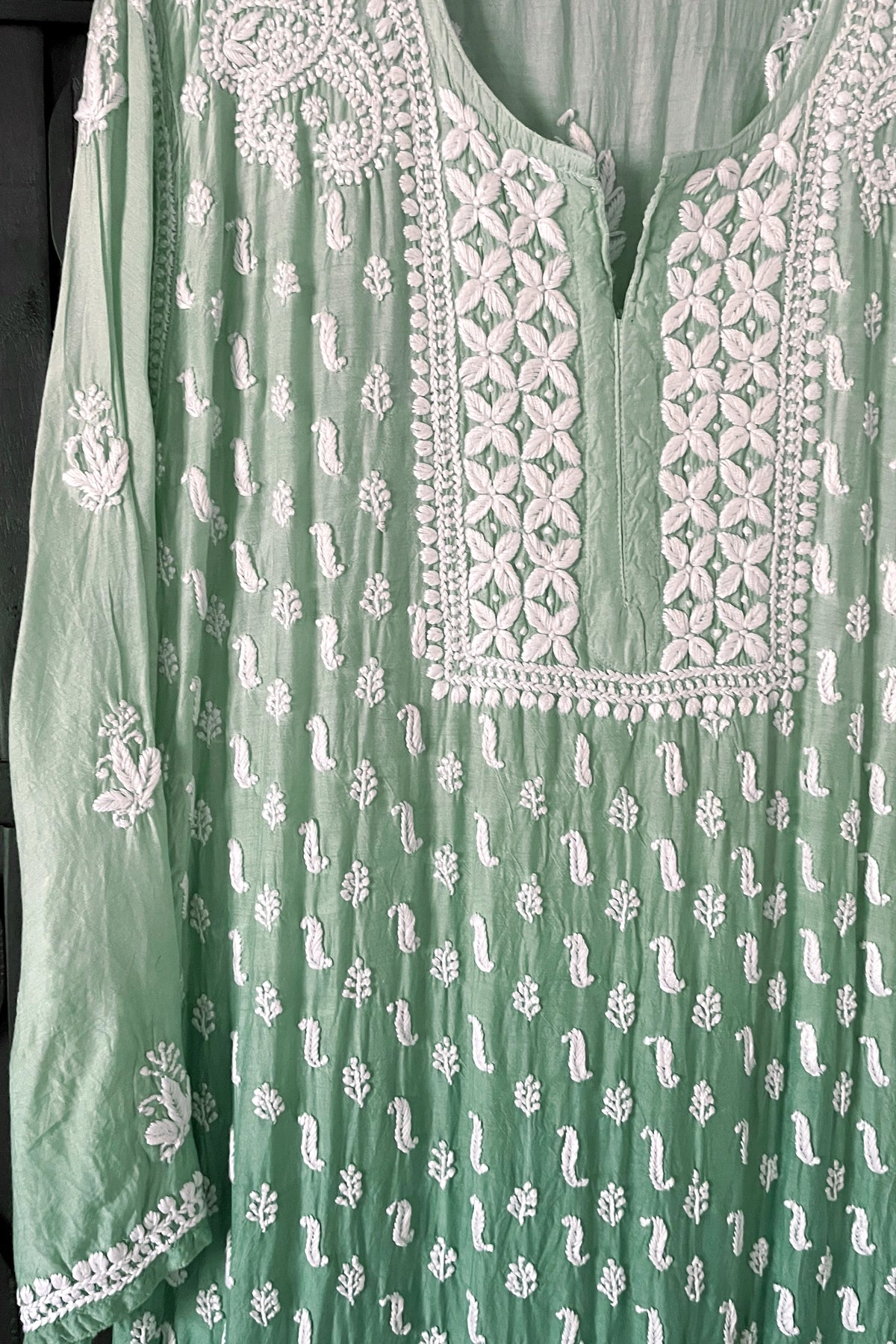 Buy Green Muslin Silk Lucknowi Kurta at PinkPhulkari California