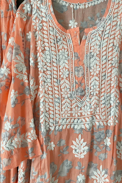 Peach Floral Print Lucknowi Palazzo Suit at PinkPhulkari CaliforniaPeach Floral Print Lucknowi Palazzo Suit at PinkPhulkari California