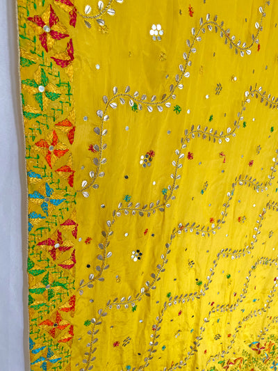 Women's Yellow Pure Chinon Silk Gotta Patti Hand Embroidered Phulkari Dupatta at PinkPhulkari CaliforniaWomen's Yellow Pure Chinon Silk Gotta Patti Hand Embroidered Phulkari Dupatta at PinkPhulkari California