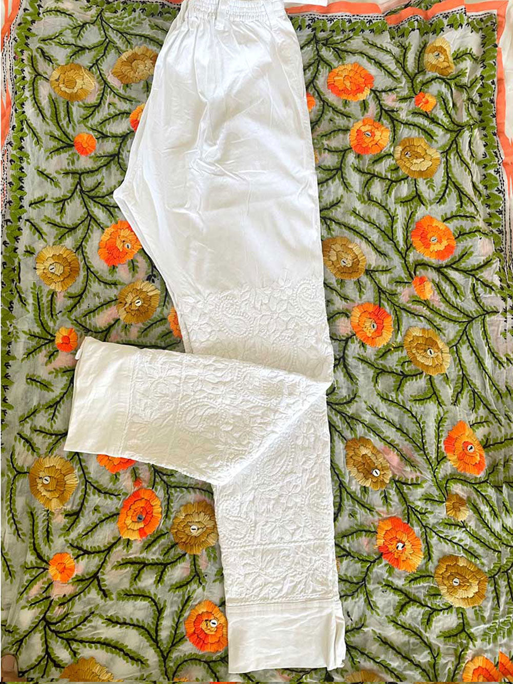 Women's White Hand Embroidered Muslin Silk Chikankari Kurta Pant Set at PinkPhulkari California