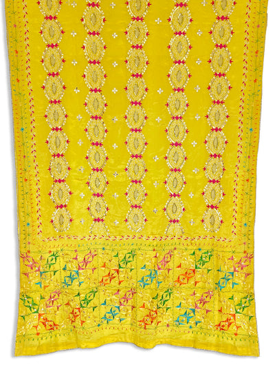 Women's Yellow Gold Pure Chinon Silk Gotta Patti Hand Embroidered Phulkari Dupatta at PinkPhulkari CaliforniaWomen's Yellow Gold Pure Chinon Silk Gotta Patti Hand Embroidered Phulkari Dupatta at PinkPhulkari California